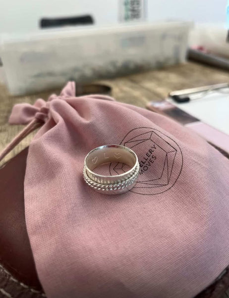 Silver Jewellery Workshops with @jewellerymoves