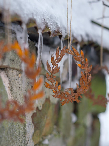 Rusty Hanging Shapes